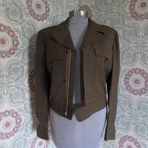 Olive Green Women's Military-Style Zip Jacket